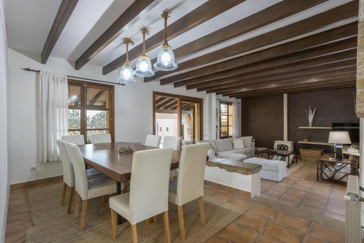 Landhuis Es Triquet Family *